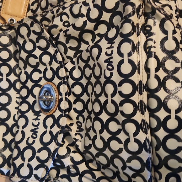 Coach Purse - Picture 2 of 4